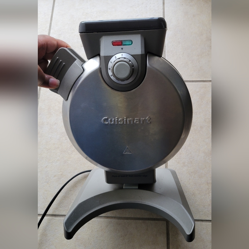 Cuisinart Top Pour Waffle Maker